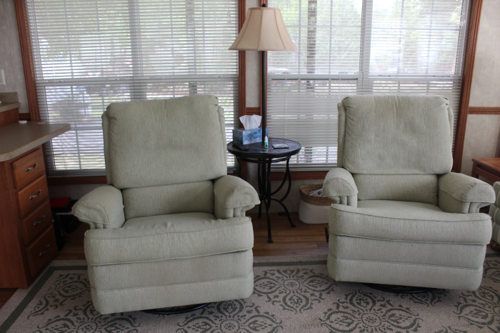 Breckenridge Park Model with 2 Rocking Recliner Chairs