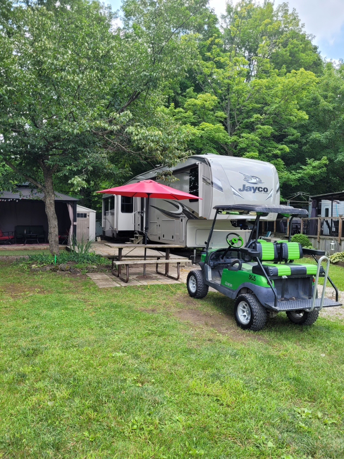 Trailer Exterior