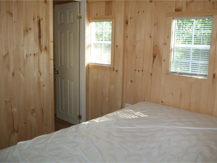 Cabin Rental Unit - Main Bedroom