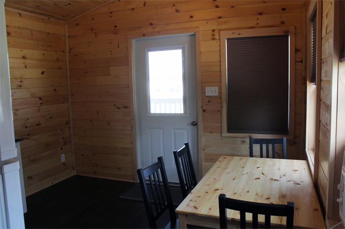 Large Cottager Rental Unit - Entrance